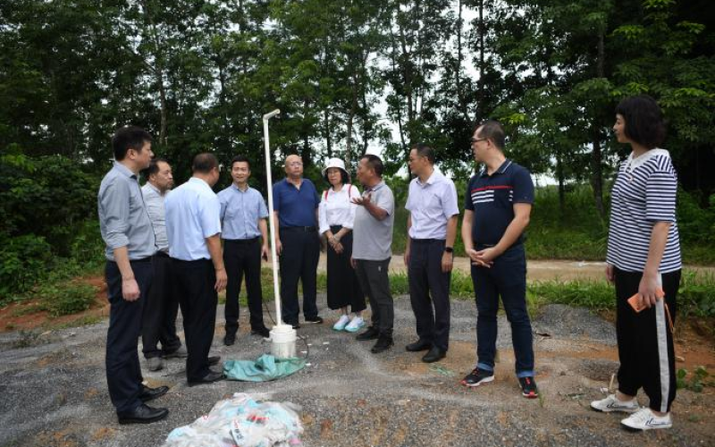 海南高速：多举措拓宽扶贫村致富路
