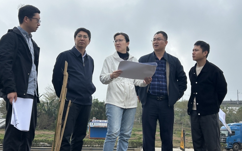 海南高速养护公司赴澄迈县调研绿色环保型沥青搅拌站项目