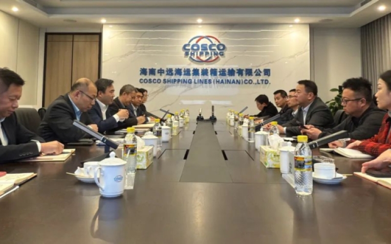 首席服务专员司迺超到海南中远集运公司走访调研