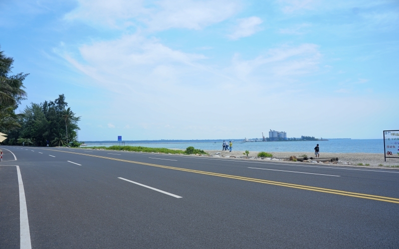 海南高速养护公司：以“畅安舒美”路域环境护航航海日盛会